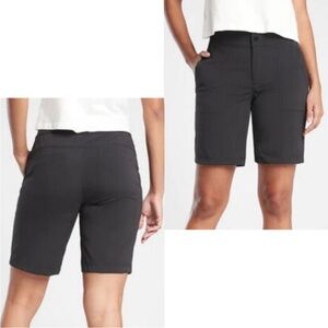 Athleta Trekkie Bermuda Women's Black Shorts